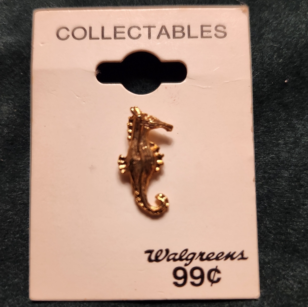 VTG "Collectibles" Gold-tone Seahorse Pin